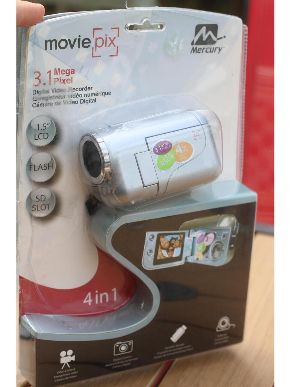 Mercury Movie Pix 3.1MP Digital Video Camcorder DV30 OPENED 4-in-1 SD LCD